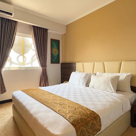 Lorin Syariah Solo Hotel מראה חיצוני תמונה