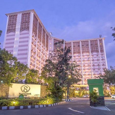 Lorin Syariah Solo Hotel מראה חיצוני תמונה