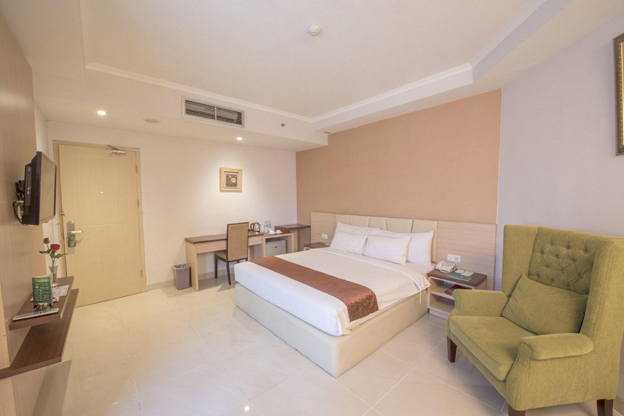 Lorin Syariah Solo Hotel מראה חיצוני תמונה