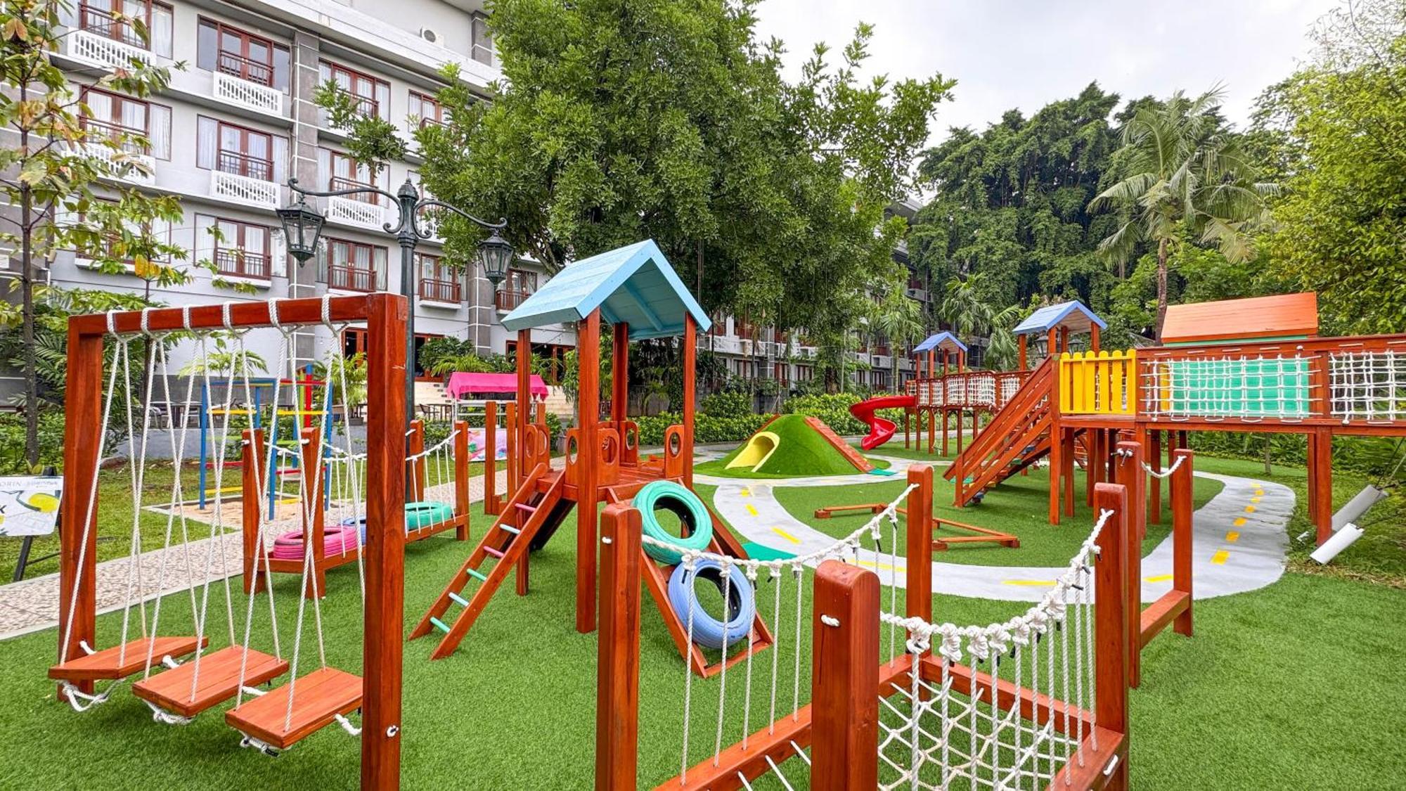 Lorin Syariah Solo Hotel מראה חיצוני תמונה