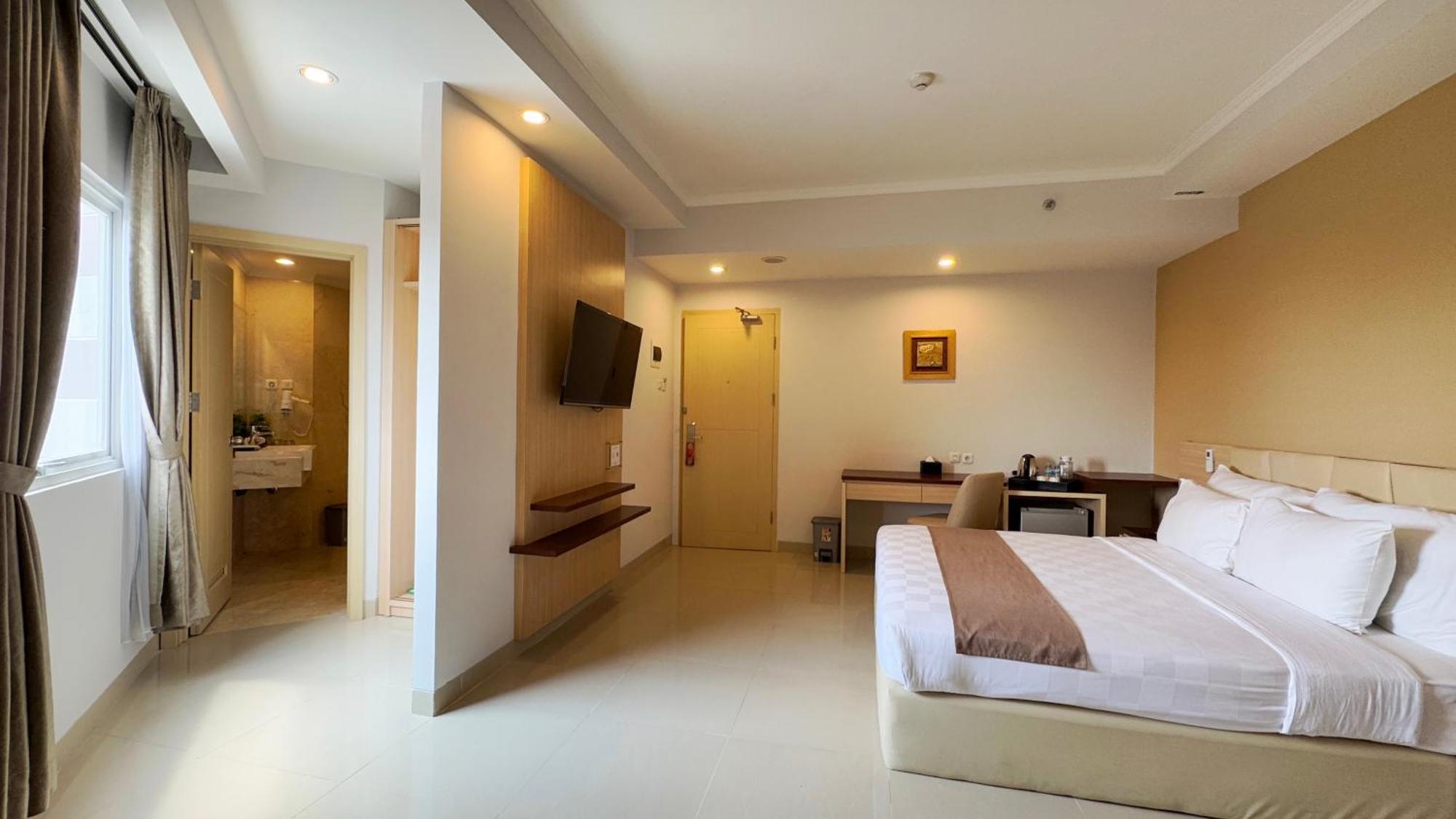 Lorin Syariah Solo Hotel מראה חיצוני תמונה
