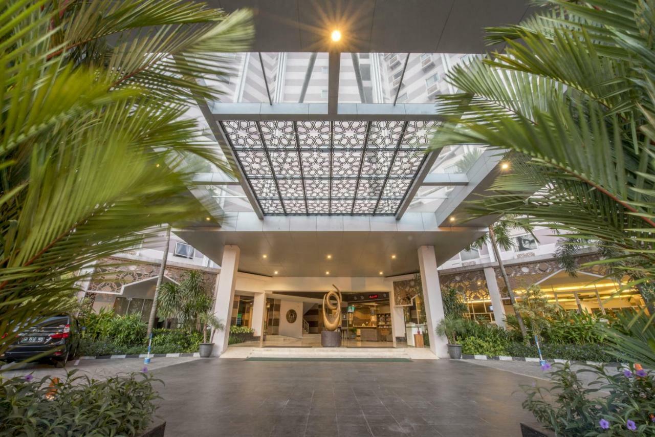 Lorin Syariah Solo Hotel מראה חיצוני תמונה